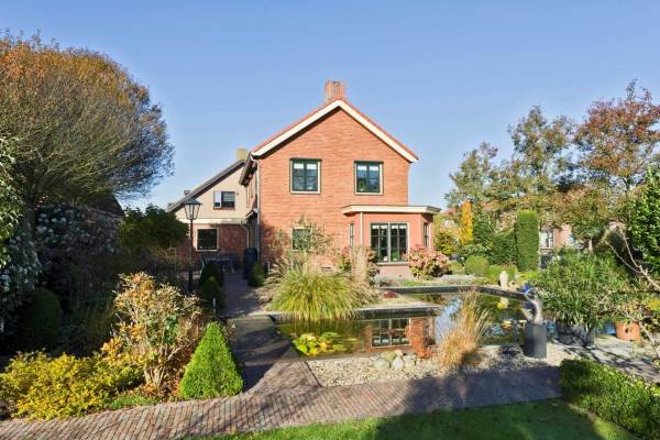 Woning Burgemeester J.W. Hondelinkstraat 1 Beesd