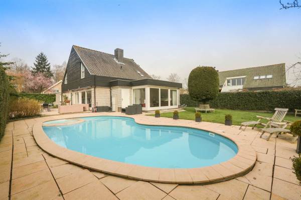 Woning Dokter Mees ten Oeverlaan 1 Wilnis