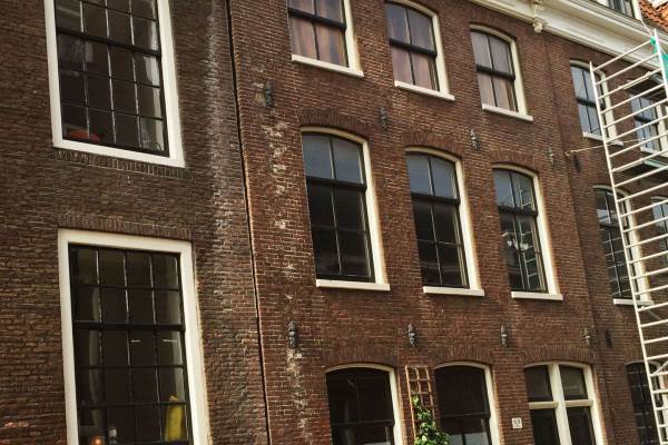 Woning Eerste Weteringdwarsstraat 68A-2 Amsterdam