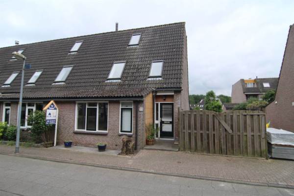 Woning Rietmeent 90 Almere