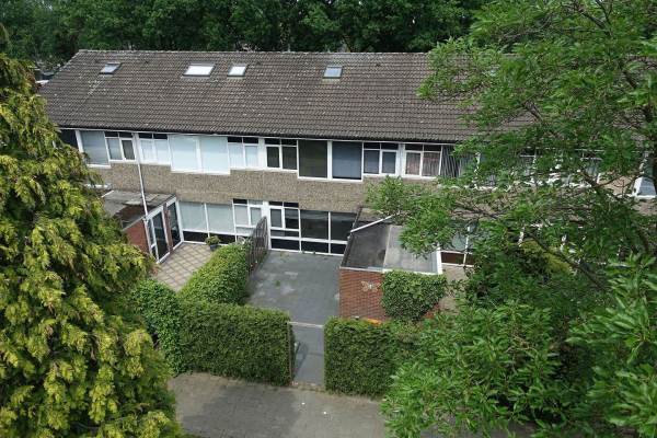 Woning August Vördingstraat 122 Hengelo