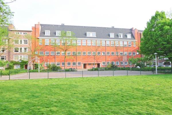 Woning Roerstraat 93-A Amsterdam