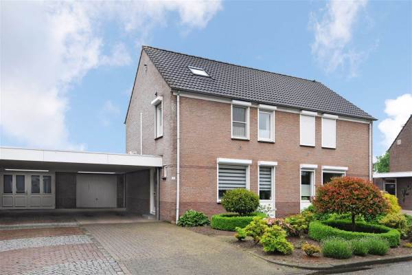Woning Vrinssenstraat 16 Stramproy