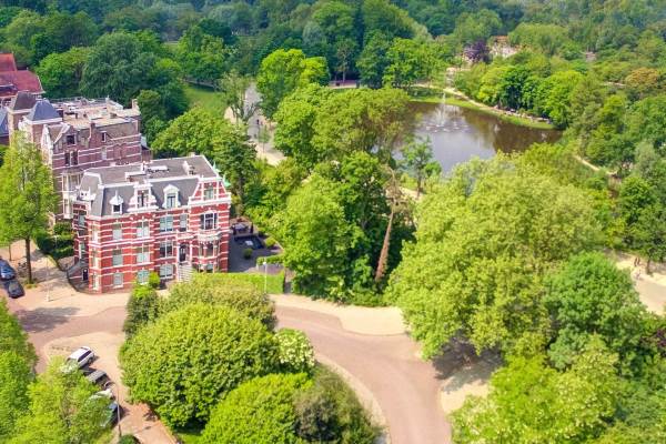 Woning Van Eeghenstraat 80* Amsterdam