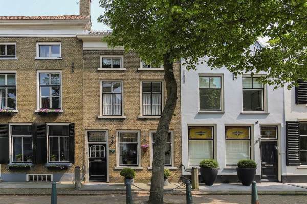 Woning Voorstraat 22 Middelharnis