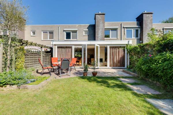 Woning Gustav Stresemannring 4 Vlaardingen