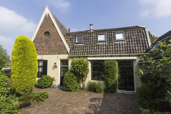 Woning Voorstraat 1 Vreeland