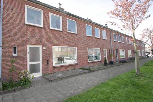 Woning Margrietstraat 12 Oost-Souburg