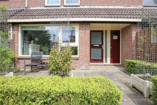 Woning Klagerstuin 123 Zwaag