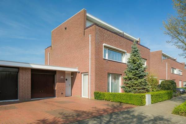 Woning Laan van Tolkien 100* Geldrop