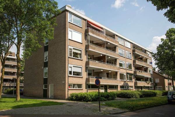 Woning J.J. van Deinselaan 270 Enschede