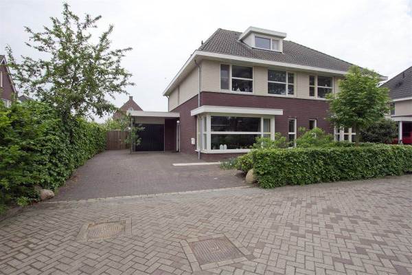 Woning Bieslooktuin 8 Emmen