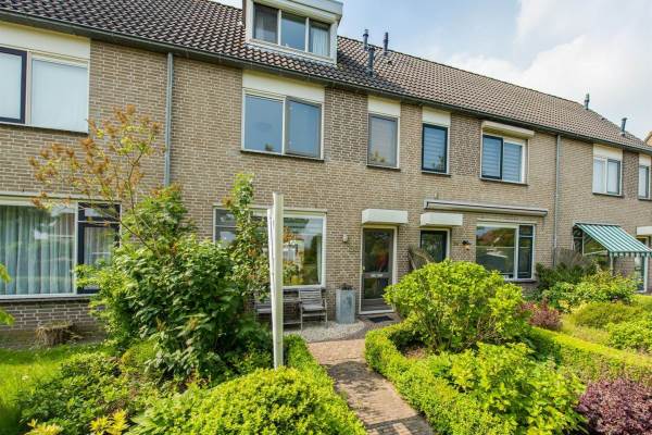 Woning Priorindreef 30 Willemstad
