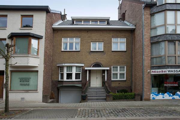 Woning Stationsstraat nummer 96Lanaken-Belgie Maastricht