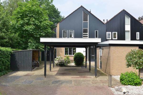 Woning Herman van der Haarstr 24 Haaksbergen