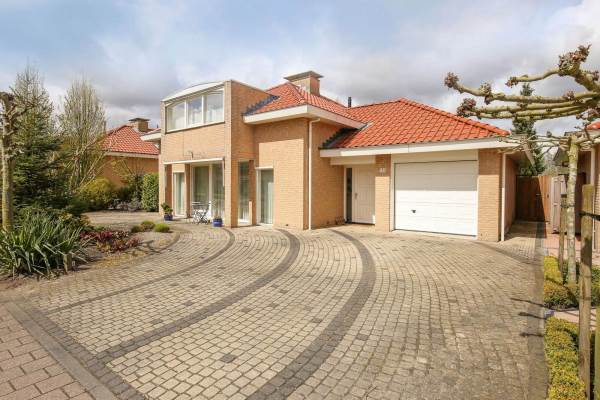Woning Golfresidentie 142 Dronten