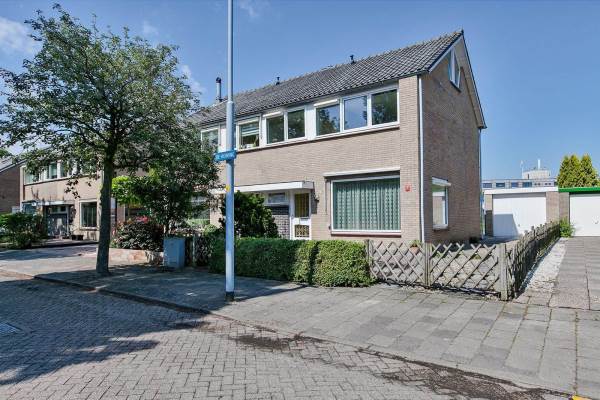 Woning De Heining 27 Zwanenburg