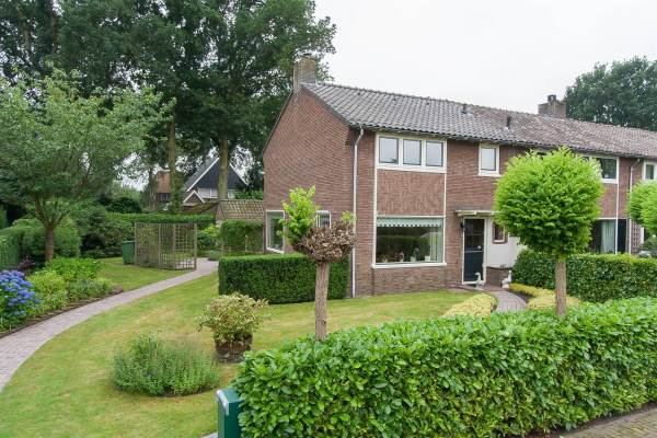 Woning Frans Langeveldlaan 24 Laren Nh
