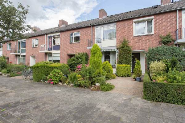 Woning Illegaliteitslaan 37 Groningen