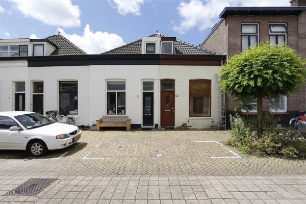 Woning Eigenhaard 17 Dordrecht