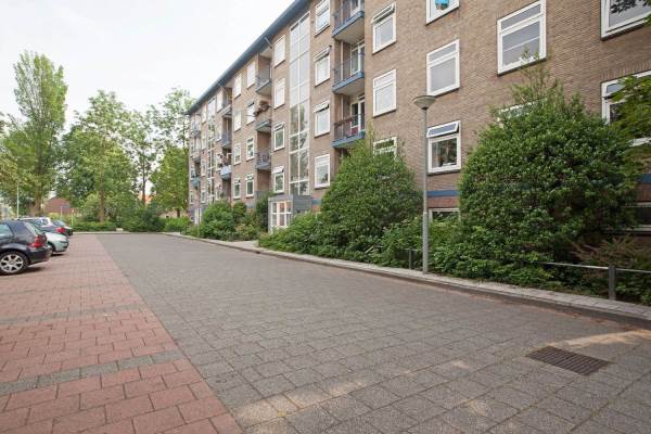 Woning Carel van Manderstraat 45 Heemskerk