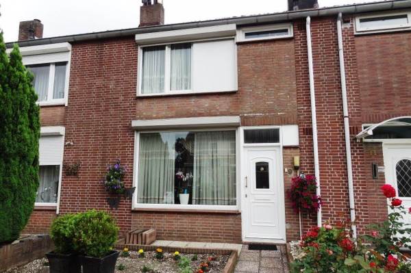 Woning Dr. Poelsstraat 9 Oosterhout Nb