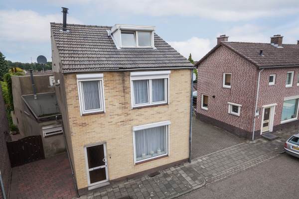 Woning Oude 130 Landgraaf