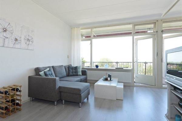 Woning Elviraland 116 Den Haag