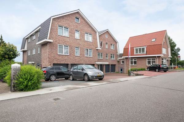Woning Voorstraat 11a Lekkerkerk