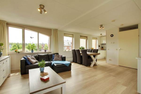 Woning Laan van Broekpolder 152 Beverwijk