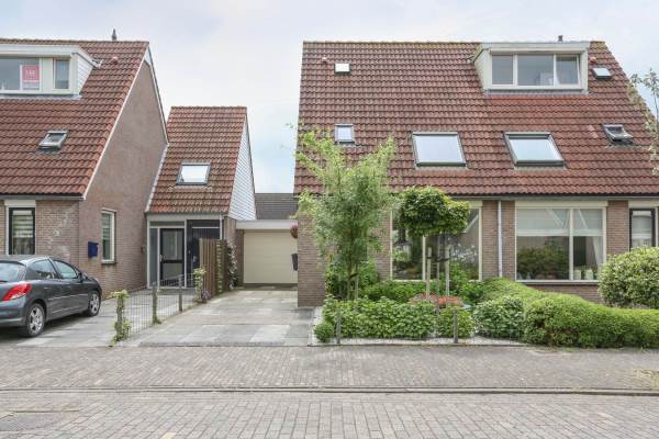Woning Vederkruidlaan 7 Oosthuizen