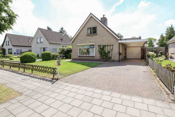 Woning Burg.Hoekstrastraat 7 Nieuwleusen