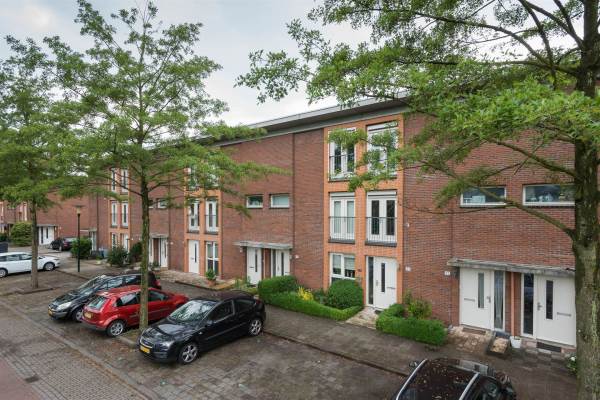 Woning Lijsterbeswede 95 Barendrecht