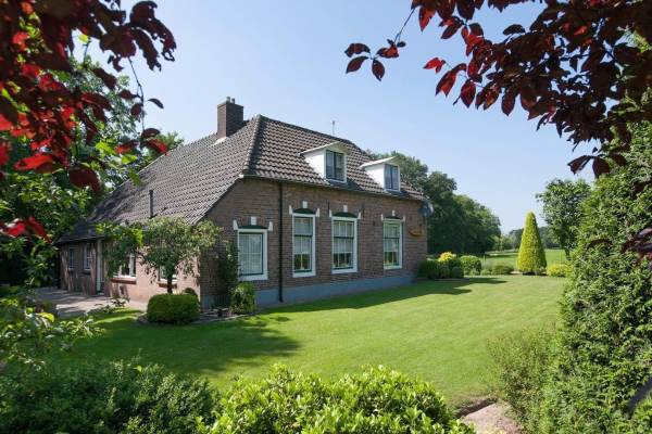 Woning Slemphutterweg 4 Rekken