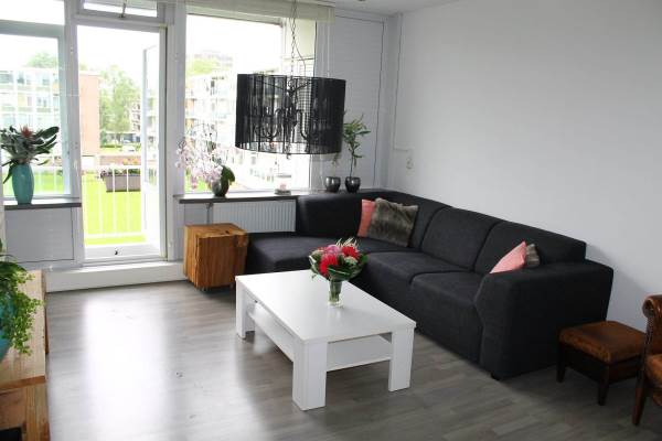 Woning van der Waalsstraat 22 Vlaardingen