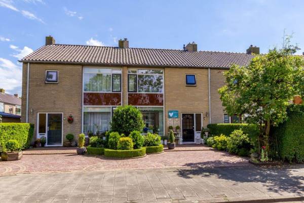 Woning Gravin Magdalena van Waardenburglaan 14 Den Helder