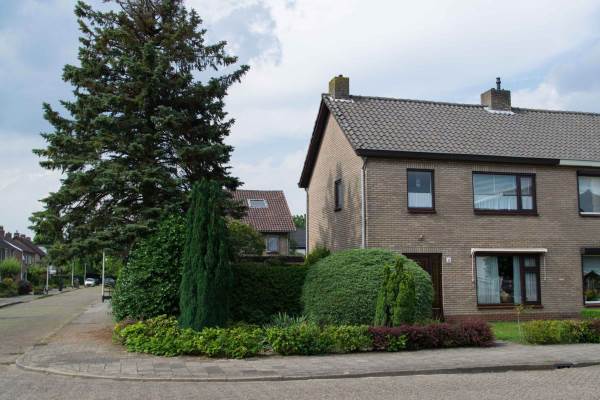 Woning Erasmuslaan 11 Roosendaal
