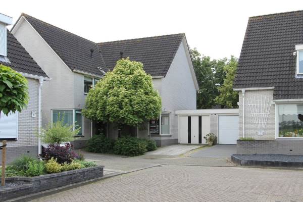 Woning Wouter van Langherakelaan 64 Langerak