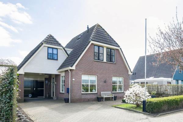 Woning Marten de Jongstrjitte 15 Scharnegoutum