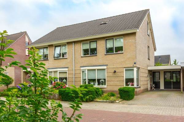 Woning Leeuwebek 13 Nijverdal