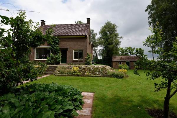 Woning Oranjekanaal N.Z. 20 Zwiggelte