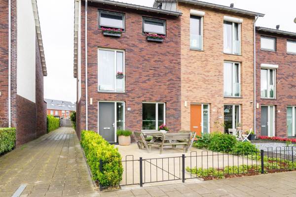 Woning Vuursteen 78 Heemskerk