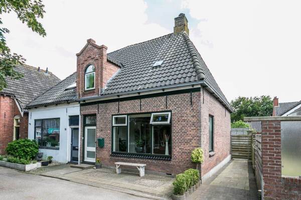 Woning Roderwolderdijk 18 Groningen