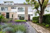 Woning Koningin Emmaweg 40 Houten