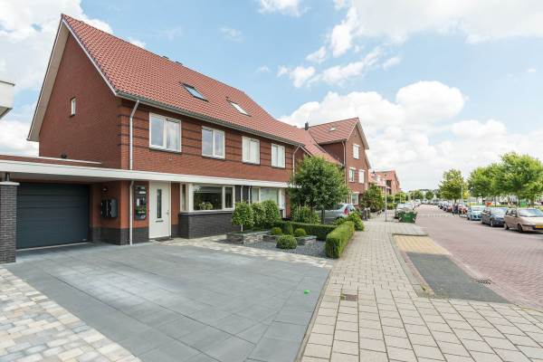 Woning Regenboog 62 Rhoon