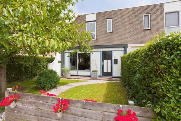 Woning Karveel 5132 Lelystad