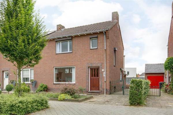 Woning Prinses Beatrixstraat 24 Echt