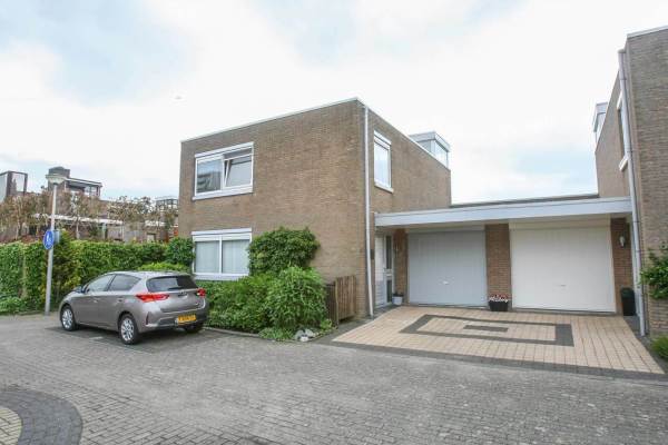 Woning Barnsteenstraat 61 Alphen aan den Rijn