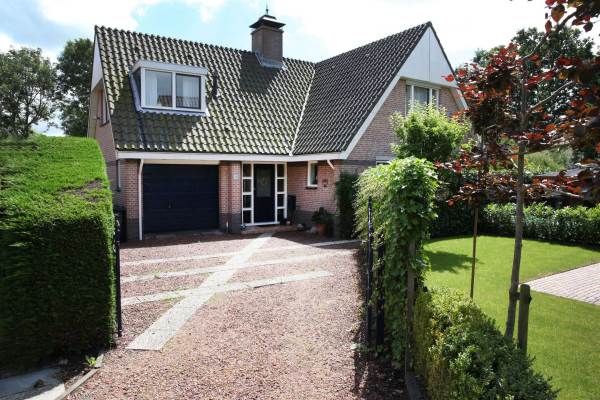Woning Haya van Somerenstraat 10 Bergen (nh)