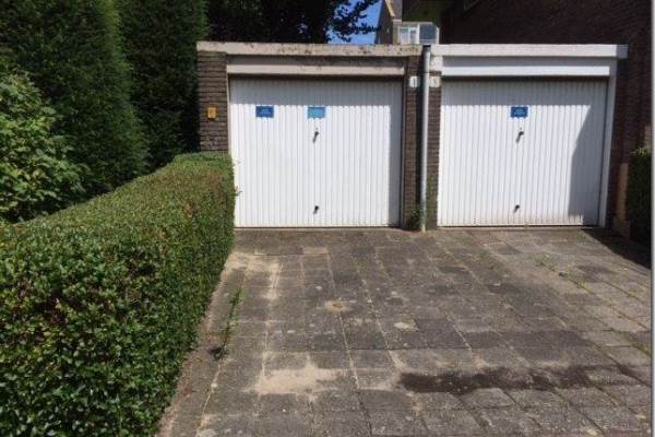 Garage Dick de Hoogstraat 1 Rijswijk